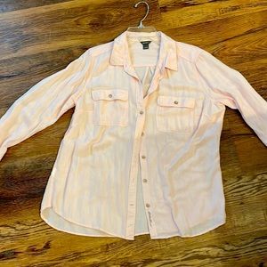 FINAL SALE!! 5.23 Eddie Bauer light pink button down shirt women’s size large